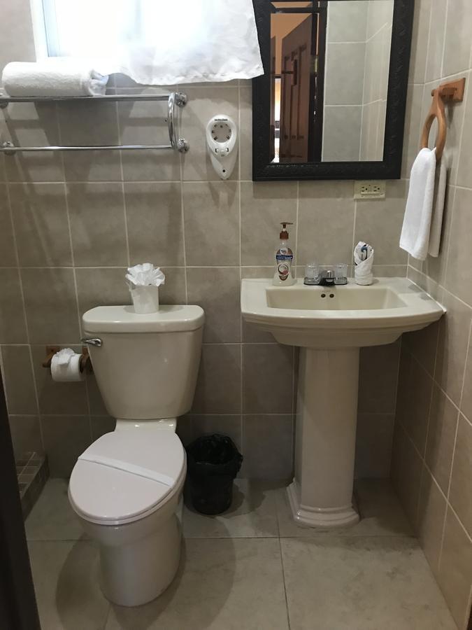 Bella Sombra Guest House Downtown Cidade de Belize Exterior foto